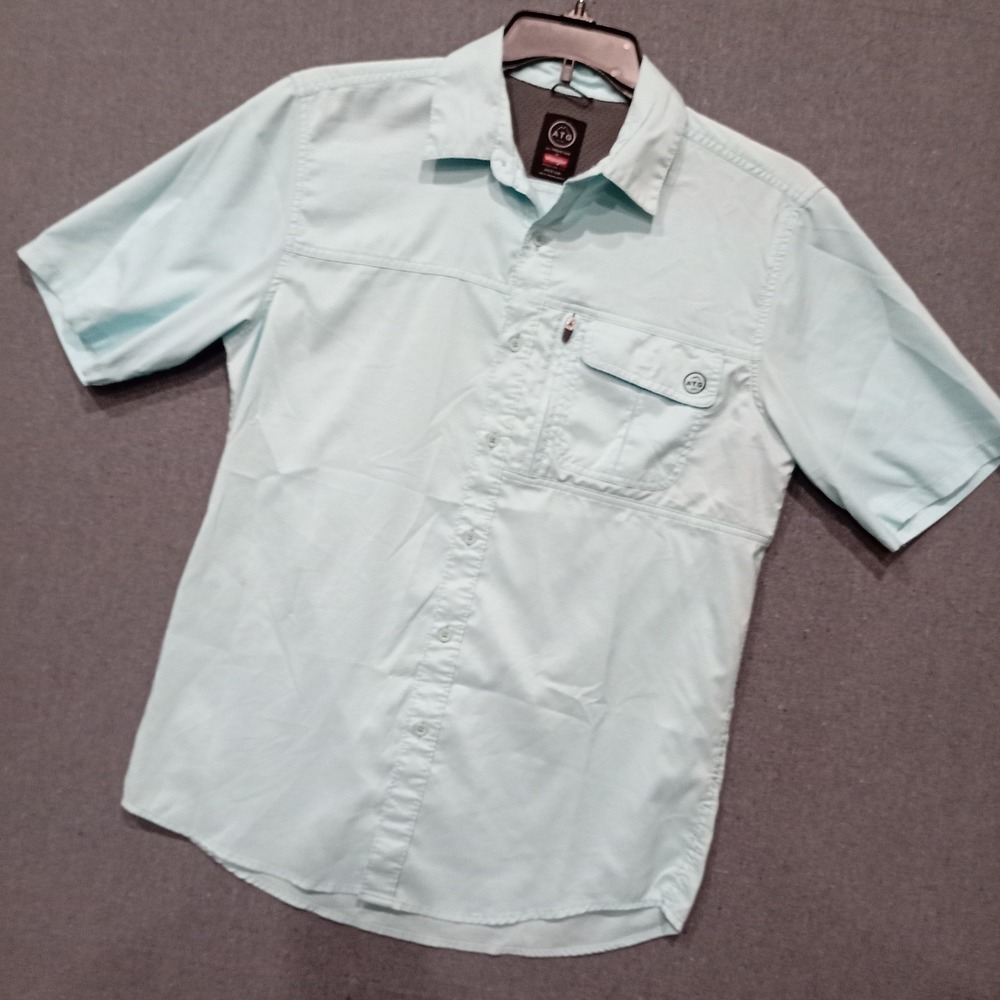 Wrangler ATG Mens Medium Short Sleeve Button Down Shirt Vented Mint Green